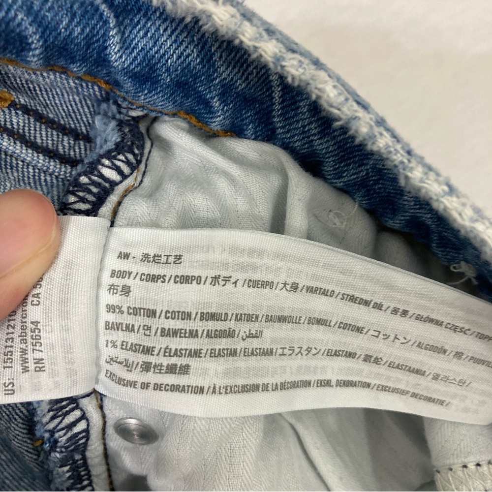 Abercrombie & Fitch The Dad High Rise Curve Love Jeans size 16 Short - Picture 4 of 10